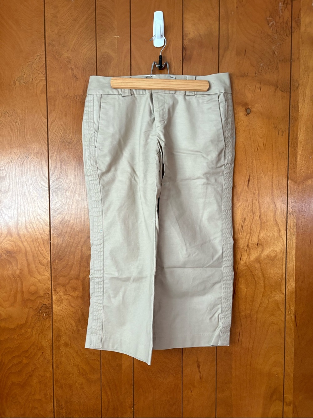 Old Navy Light Beige Capris with Side Panel Detail